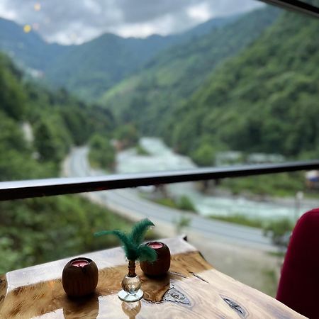 Kiana Bungalov Bed & Breakfast Ardesen Ngoại thất bức ảnh