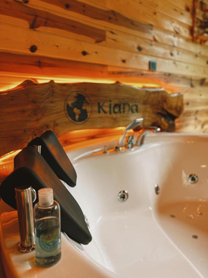 Kiana Bungalov Bed & Breakfast Ardesen Phòng bức ảnh