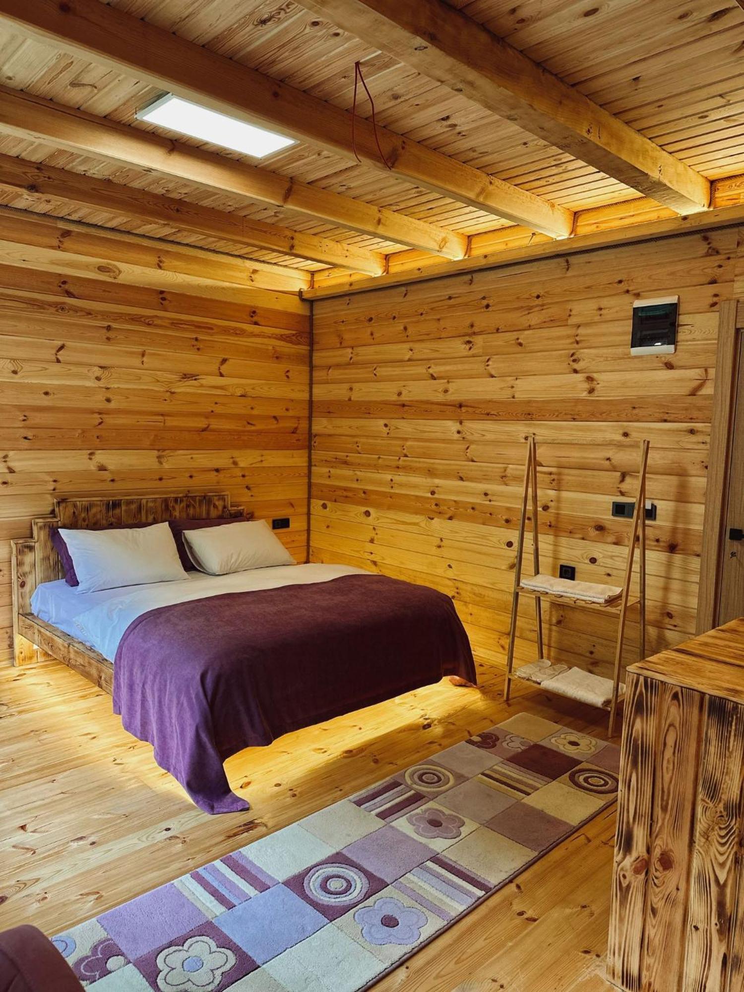 Kiana Bungalov Bed & Breakfast Ardesen Ngoại thất bức ảnh