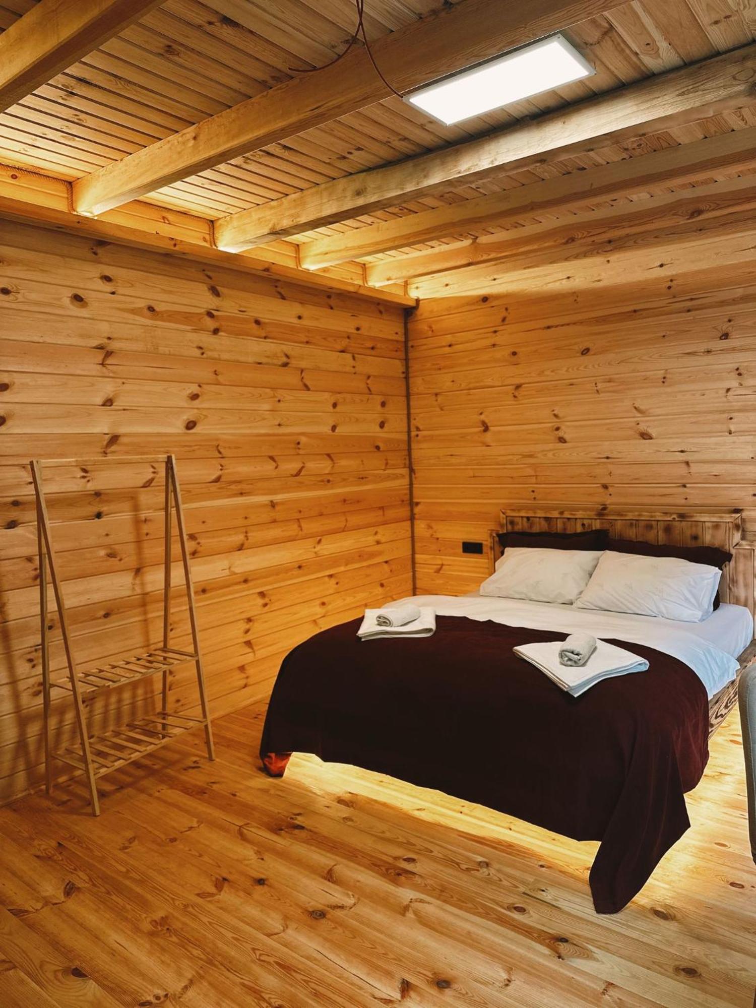 Kiana Bungalov Bed & Breakfast Ardesen Ngoại thất bức ảnh