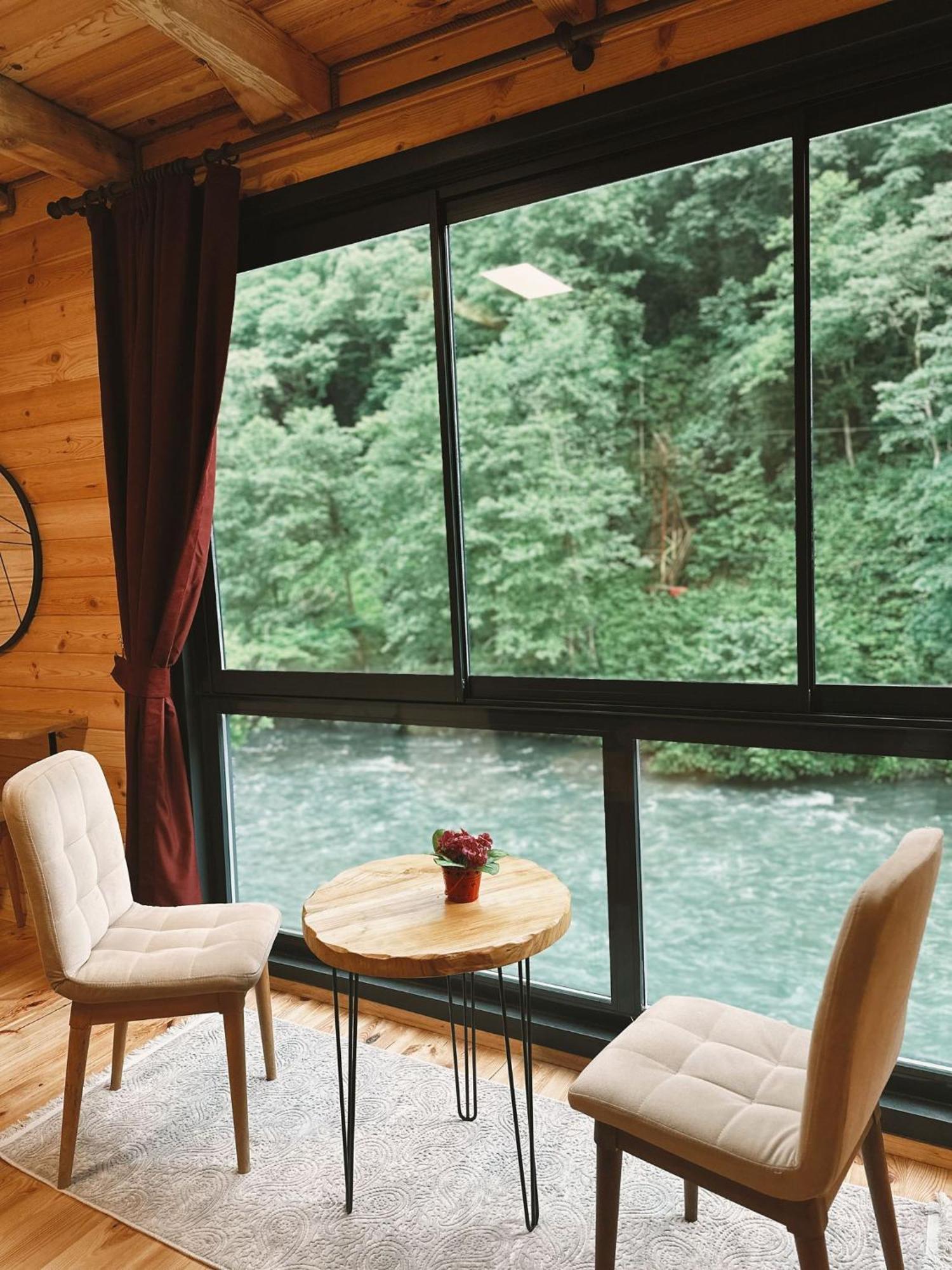 Kiana Bungalov Bed & Breakfast Ardesen Ngoại thất bức ảnh