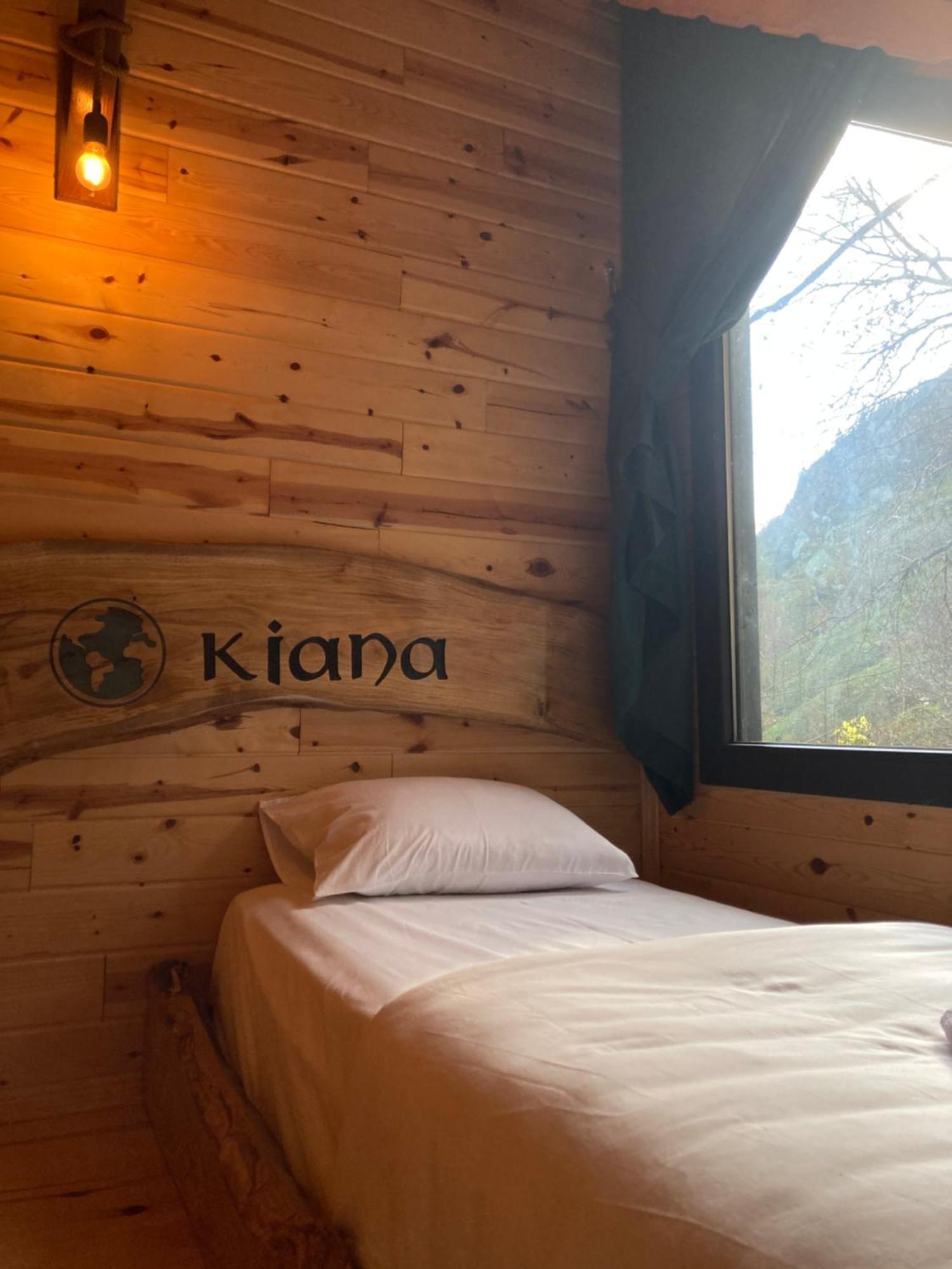 Kiana Bungalov Bed & Breakfast Ardesen Phòng bức ảnh